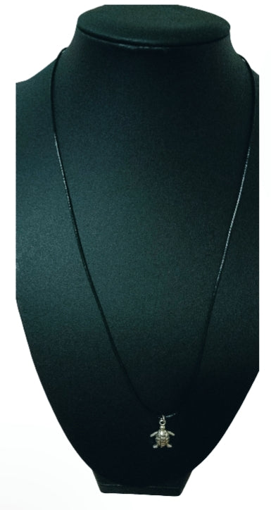 Silver Turtle Pendant Necklace - Nature-Inspired Charm